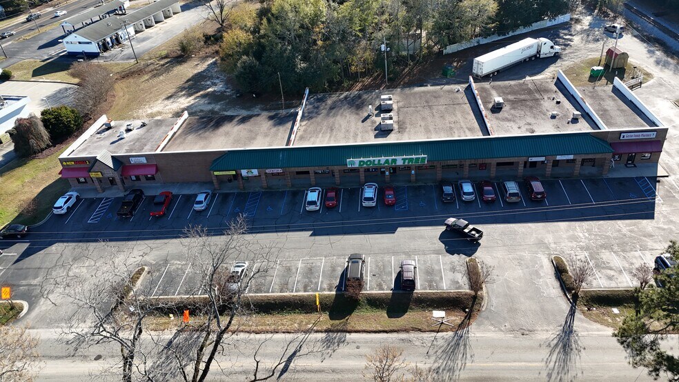 More Photos Of 1100-1132 Mack St, Gaston Storefront Retail Office For Sale