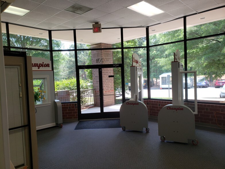 More Photos Of 300 Dominion Dr, Morrisville Light Distribution For Lease