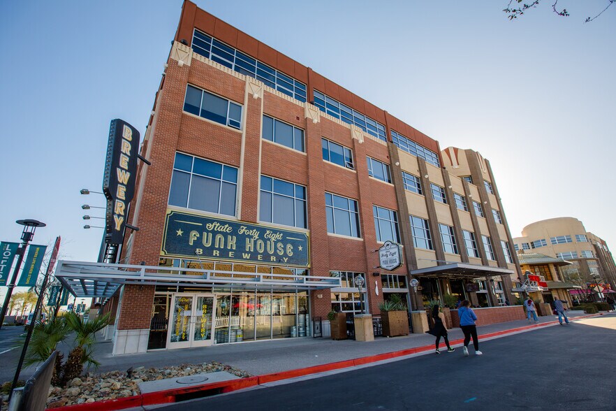 More Photos Of W Glendale Ave @ SEC Glendale Ave & Loop 101, Glendale Unknown For Sale