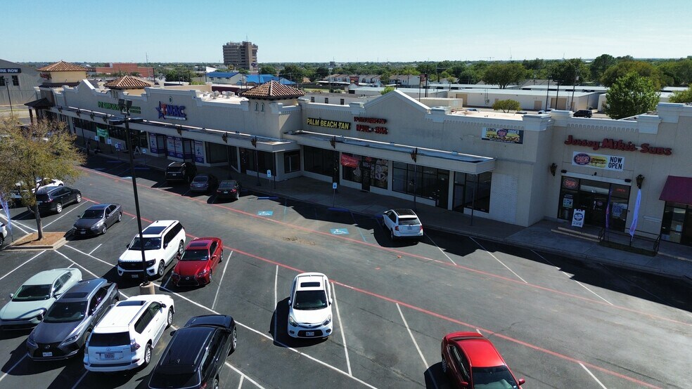 More Photos Of 3809 Call Field Rd, Wichita Falls Unknown For Lease