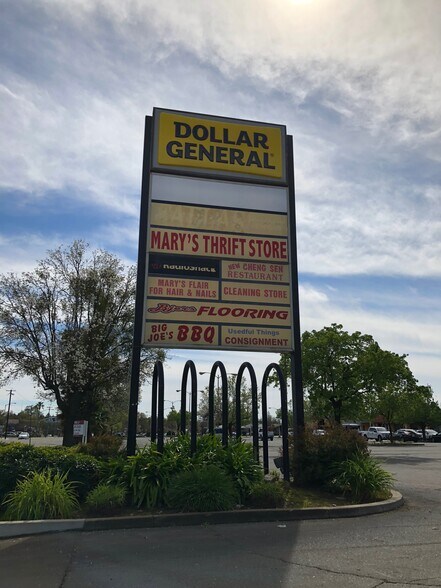 More Photos Of 7919-7981 Auburn Blvd, Citrus Heights Unknown For Lease