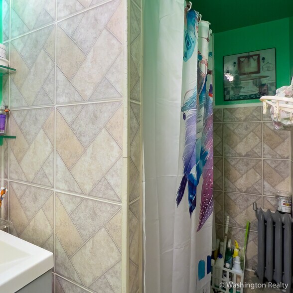 More Photos Of 557 Rogers Ave, Brooklyn Storefront Retail Residential For Sale