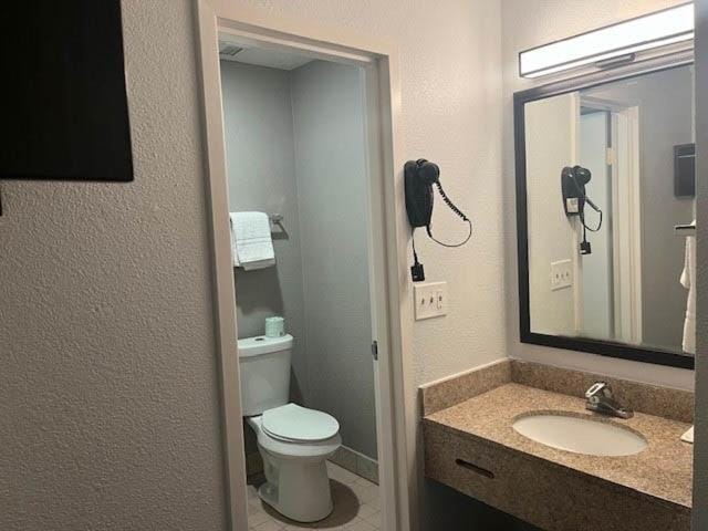 More Photos Of 6650 Bay Cir, Peachtree Corners Hotel For Sale