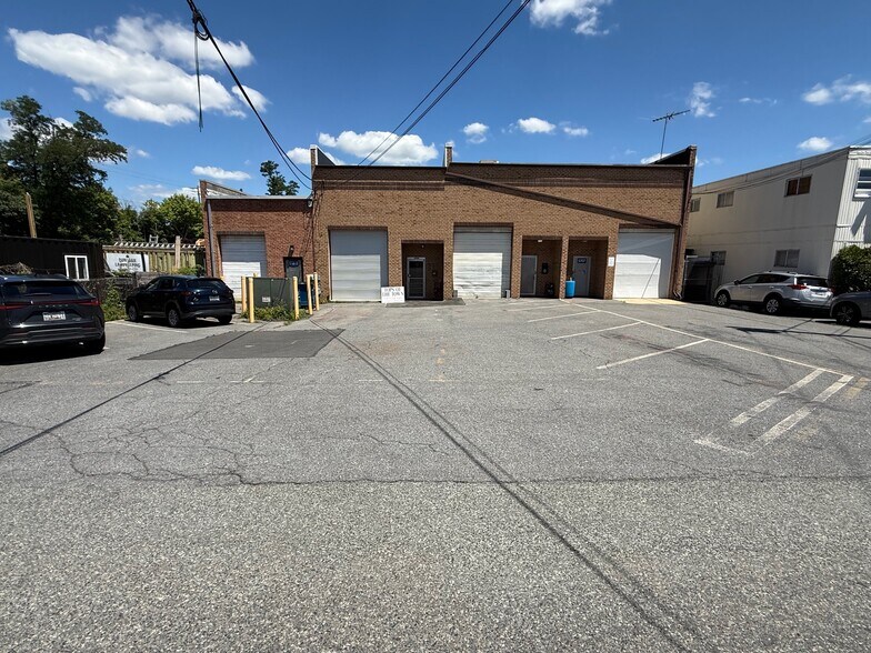 Primary Photo Of 5707-5709 Arundel Ave, Rockville Warehouse For Sale
