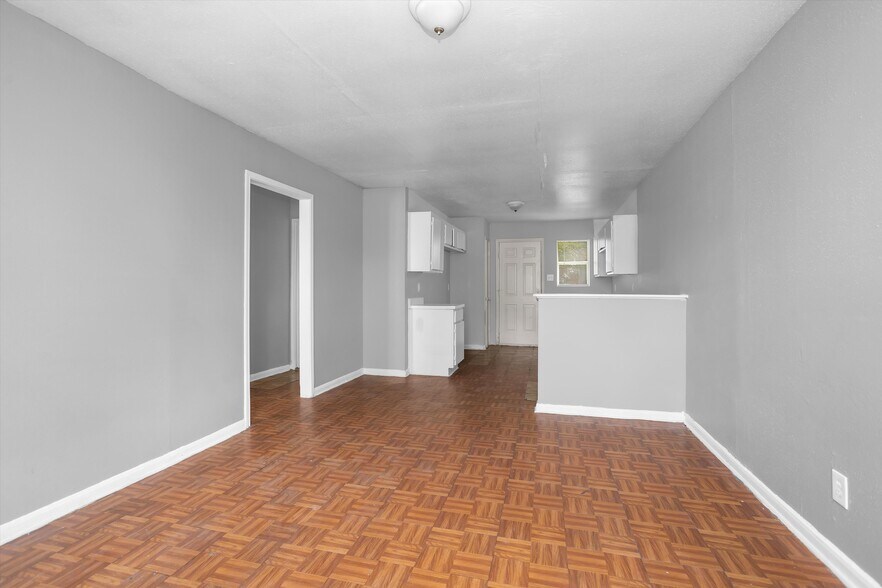 More Photos Of 3908 Woolworth St, Houston Apartments For Sale