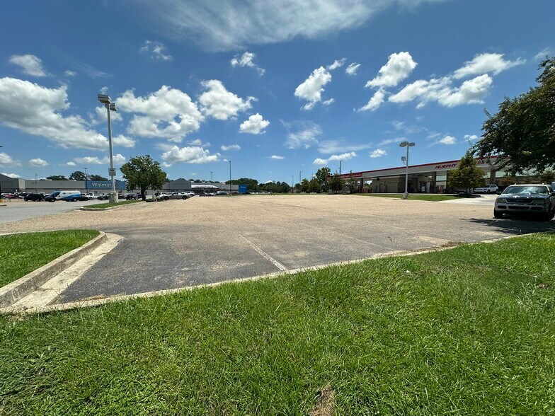 More Photos Of 900 Range ave, Denham Springs Land For Sale