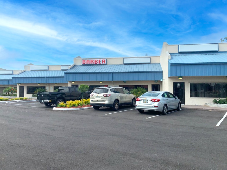 More Photos Of 900-914 Dixon Blvd, Cocoa Office For Sale