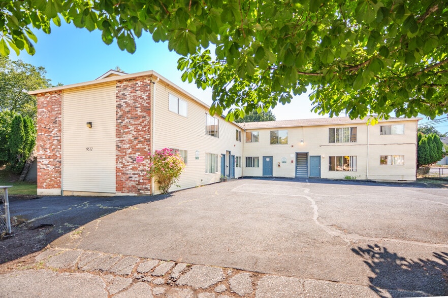 More Photos Of 9512-9524 N Oswego Ave, Portland Apartments For Sale