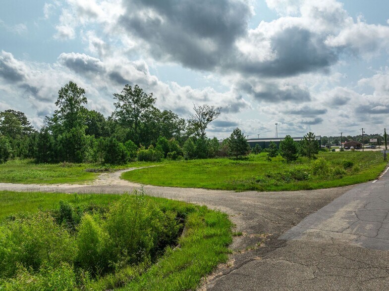 More Photos Of 33 Columbia Purvis Rd, Columbia Land For Sale