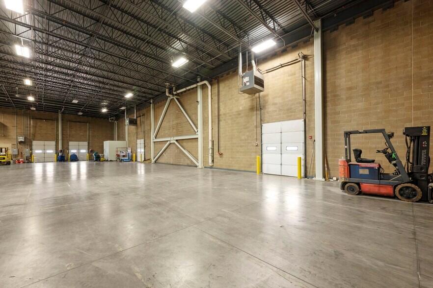 More Photos Of 801 N 2nd St, Berthoud Distribution For Sale