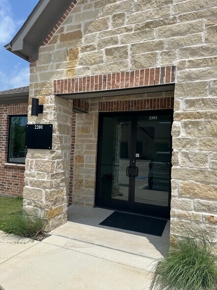 More Photos Of 2601 Little Elm Pky, Little Elm Medical For Lease