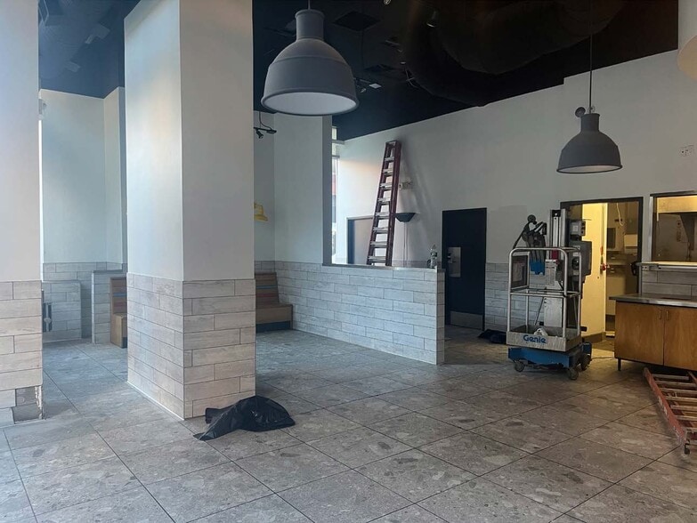 More Photos Of 74 Dekalb Avenue, Brooklyn Apartments For Lease
