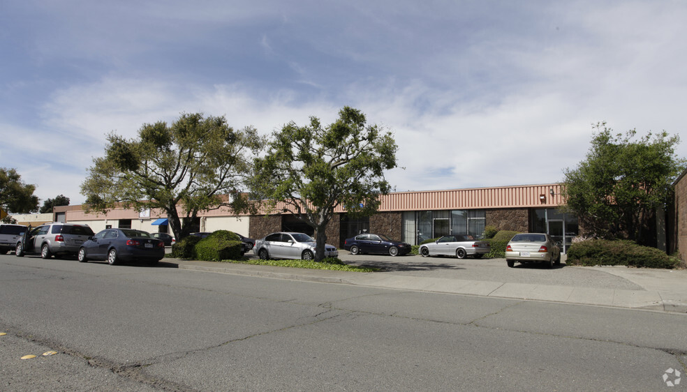 Primary Photo Of 1063-1071 Hensley St, Richmond Distribution For Lease