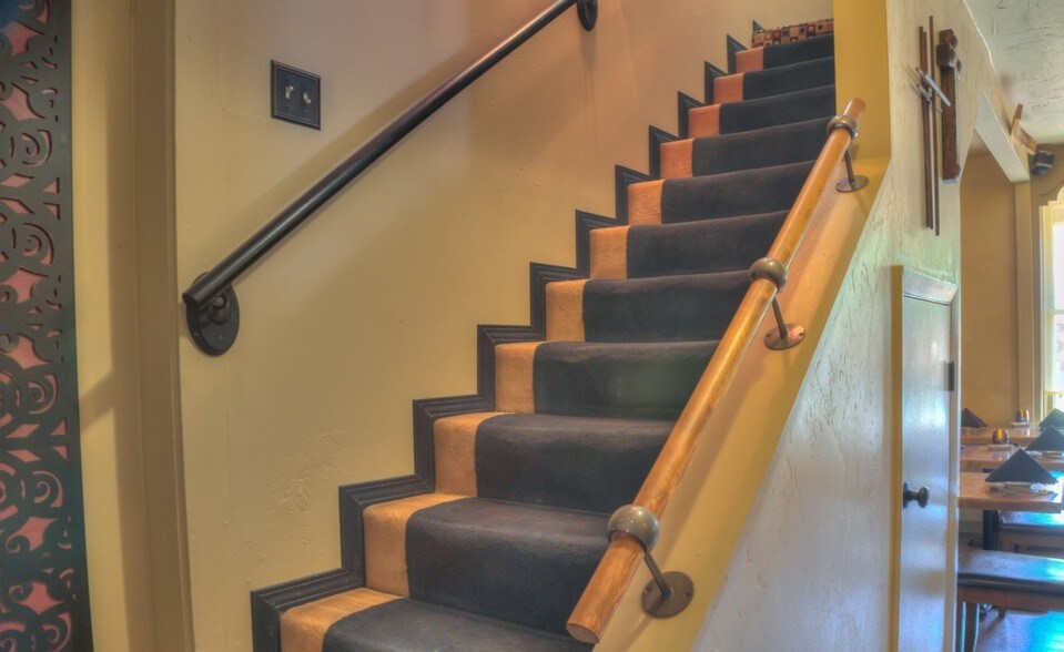 More Photos Of 218 N 100 W, Moab Restaurant For Sale