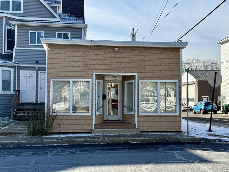 Primary Photo Of 233 Grattan St, Chicopee Office For Sale