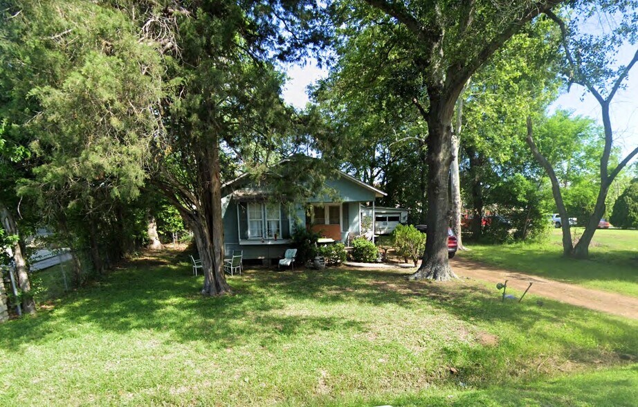 More Photos Of 606 Malone St, Tomball Land For Sale