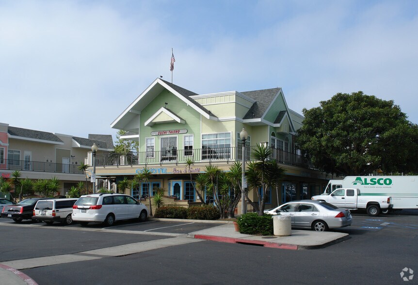 More Photos Of 300 Carlsbad Village Dr, Carlsbad Storefront For Lease