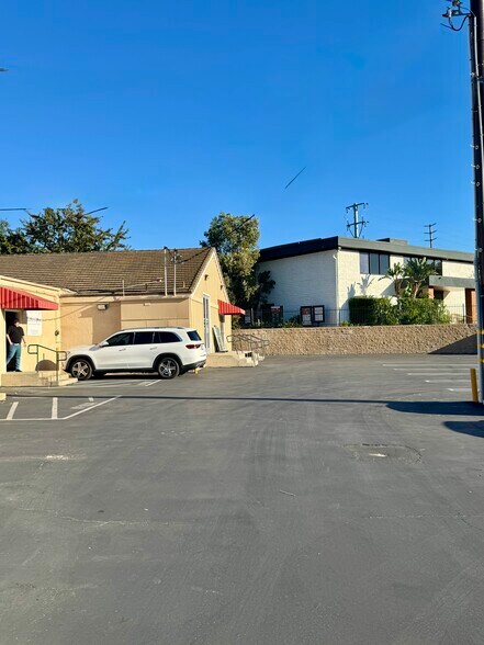 More Photos Of 3320 E Thousand Oaks Blvd, Westlake Village Restaurant For Lease