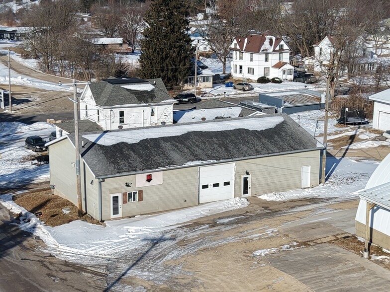 More Photos Of 110 FS Dr, Viroqua Auto Dealership For Sale