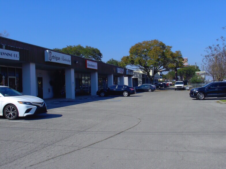 More Photos Of 1510-1520 Capital Cir SE, Tallahassee Unknown For Lease