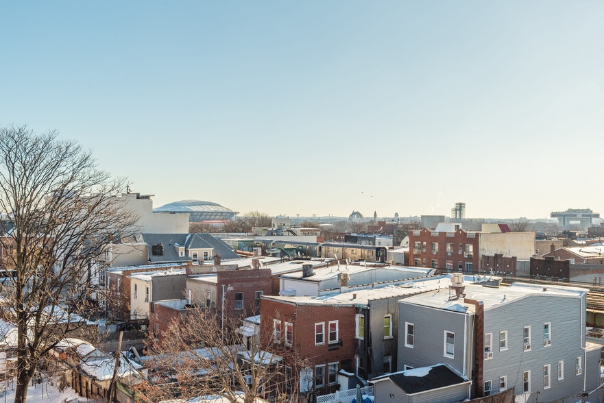 More Photos Of 10430 39th Ave, Corona Apartments For Sale