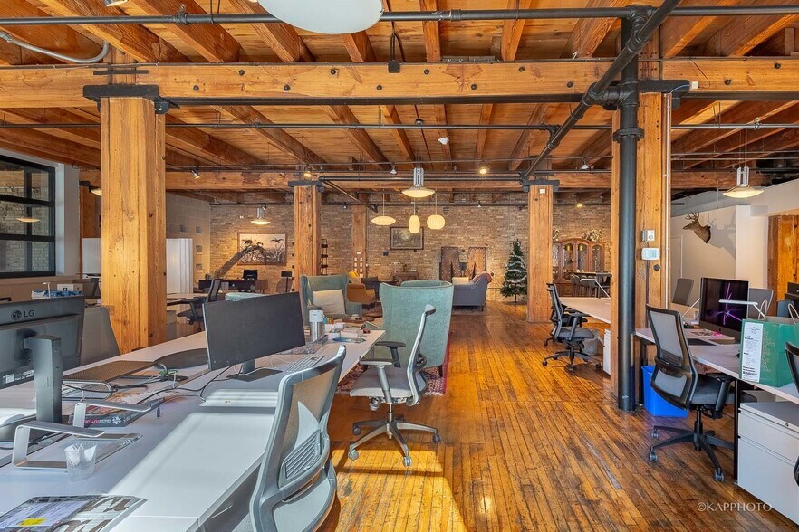 More Photos Of 1123 W Washington Blvd, Chicago Office For Lease