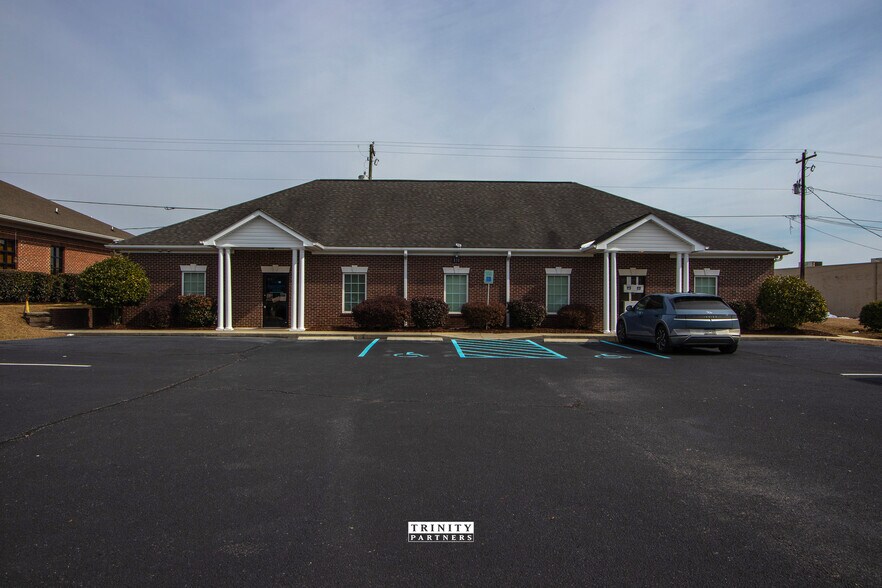 Primary Photo Of 131 Wildewood Park Dr, Columbia Medical For Sale