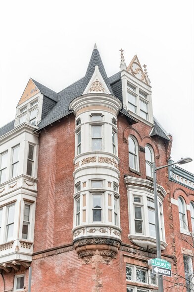 More Photos Of 2300 Locust St, Philadelphia Apartments For Sale