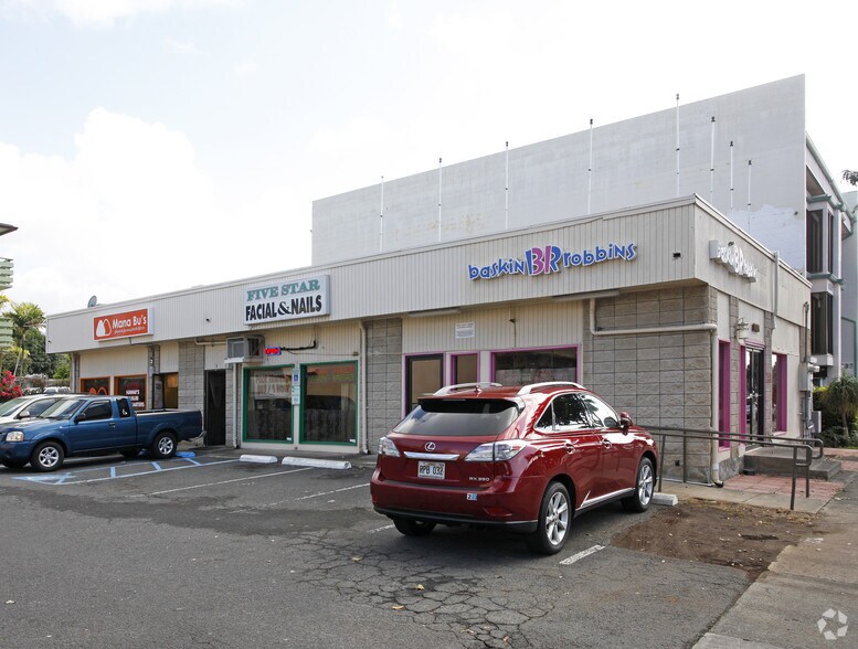 More Photos Of 1618 S King St, Honolulu Freestanding For Lease