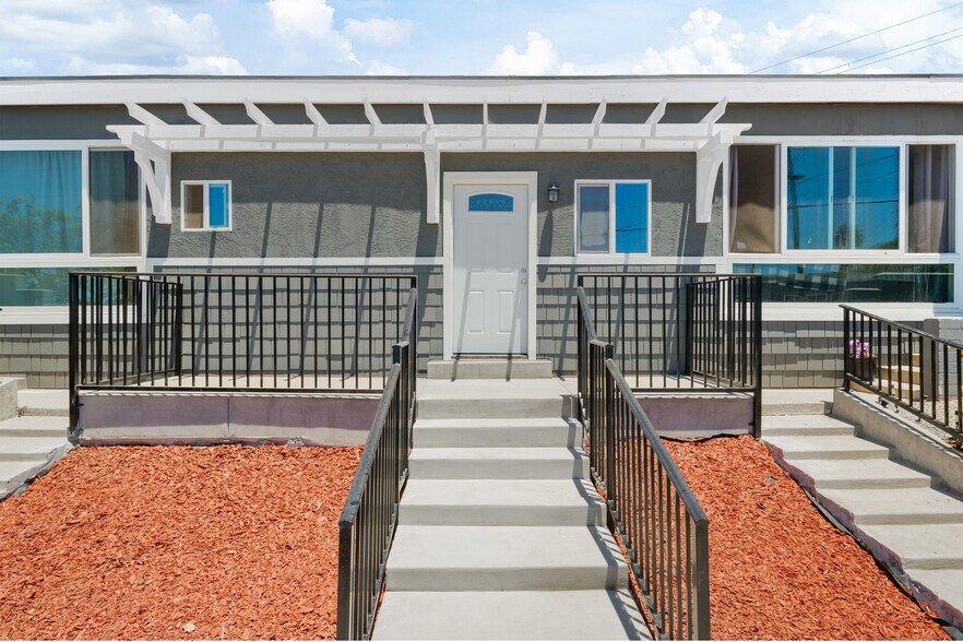 More Photos Of 4924-4926 Iroquois Ave, San Diego Specialty For Sale