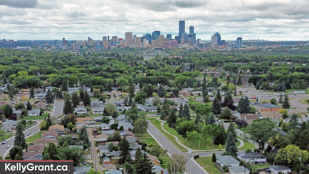 More Photos Of 9657 68A St NW, Edmonton Multifamily For Sale