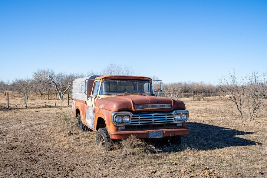 More Photos Of TBD Richards Dr, Del Valle Land For Sale