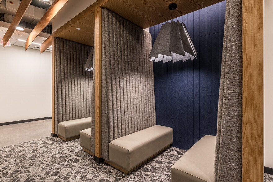 More Photos Of 8605 E Raintree Dr, Scottsdale Office For Lease