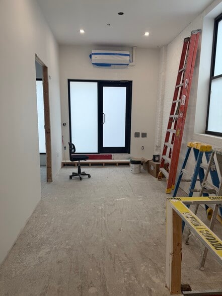 More Photos Of 223 E 80th St, New York Apartments For Lease