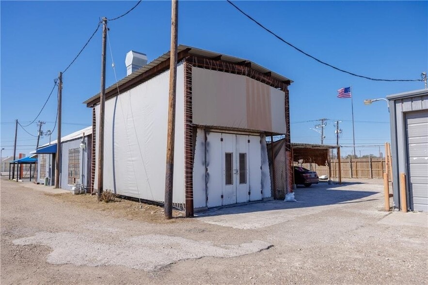 More Photos Of 610 N Port Ave, Corpus Christi Auto Dealership For Sale