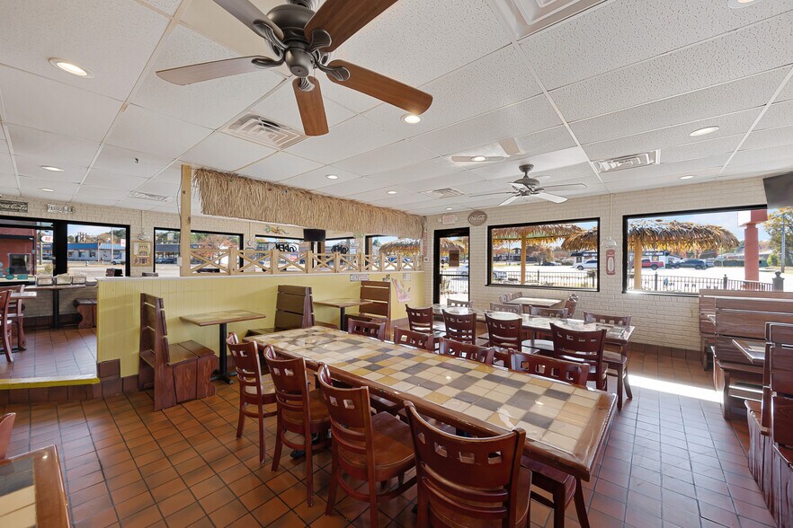 More Photos Of 71 Carriage House Dr, Jackson Restaurant For Sale