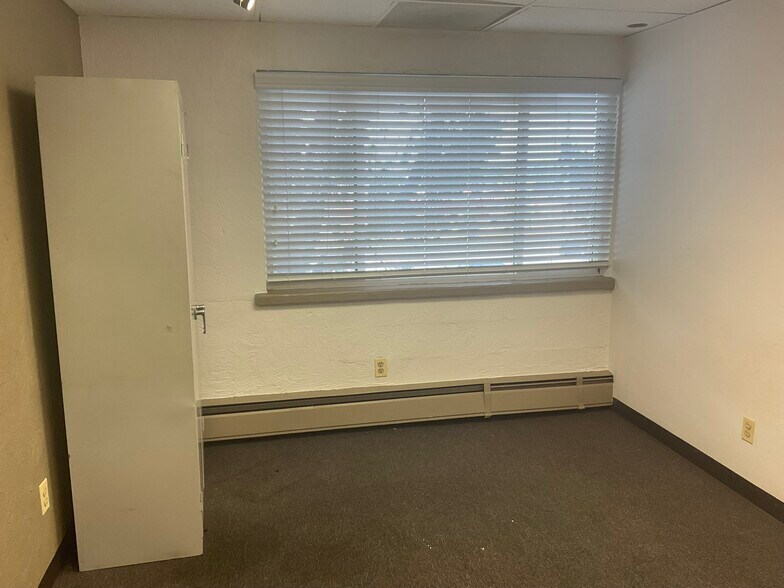 More Photos Of 4045 N Wadsworth Blvd, Wheat Ridge Office For Sale