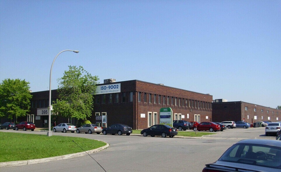 More Photos Of 395 Av Sainte-Croix, Montréal Warehouse For Lease
