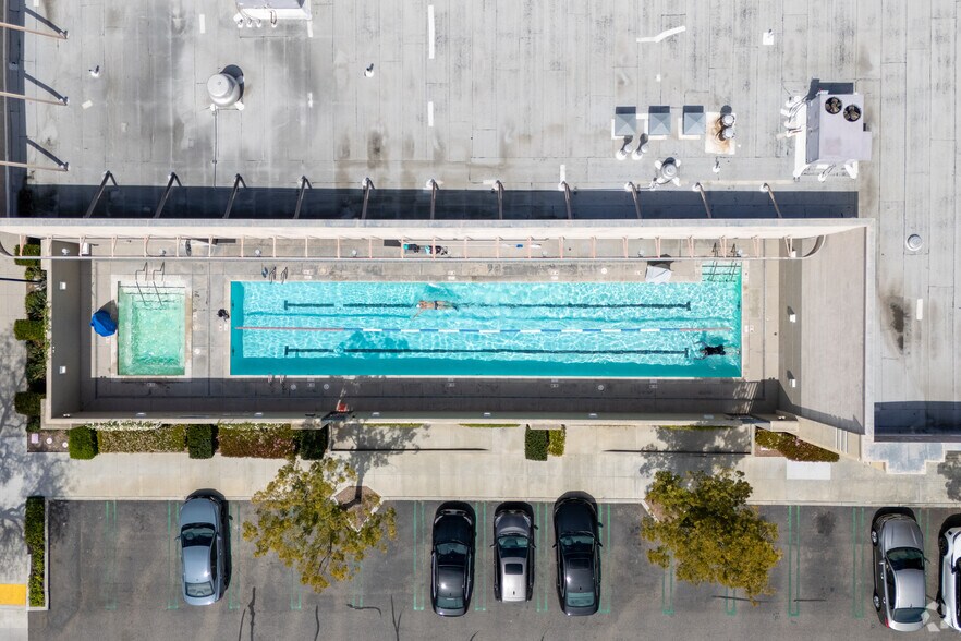 More Photos Of 200 Corporate Dr, Ladera Ranch Freestanding For Lease
