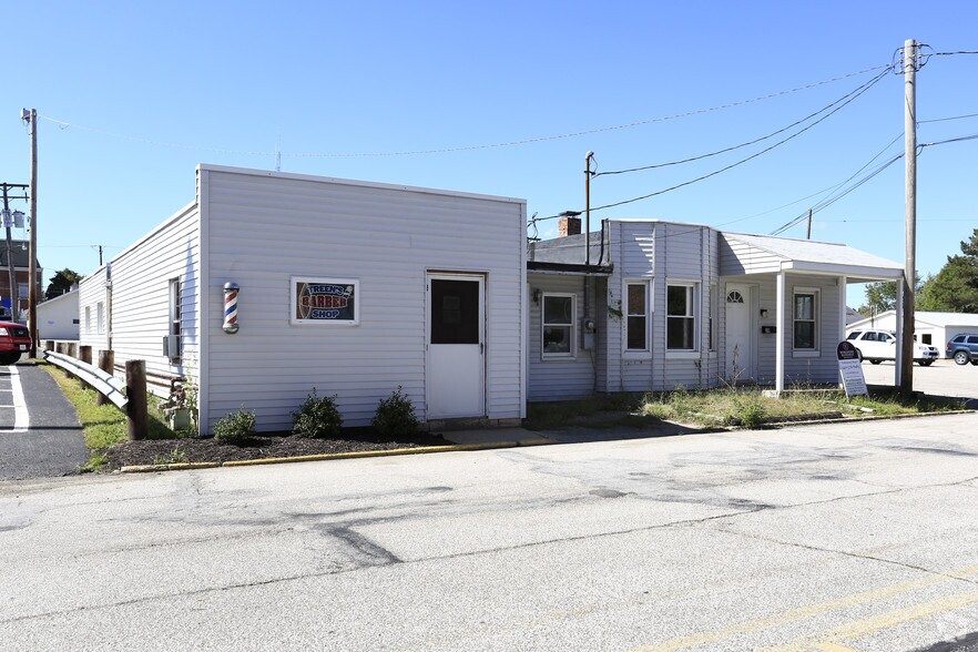 Primary Photo Of 29 Wall St, Jefferson Storefront For Sale