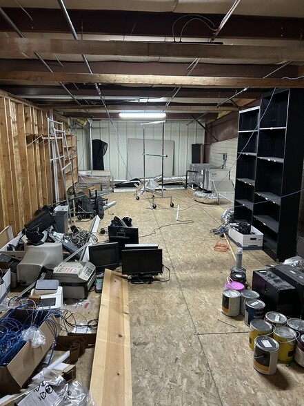 More Photos Of 198 George St, Beckley Research And Development For Lease