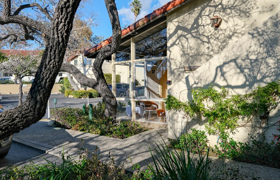 More Photos Of 2780 State St, Santa Barbara Medical For Sale