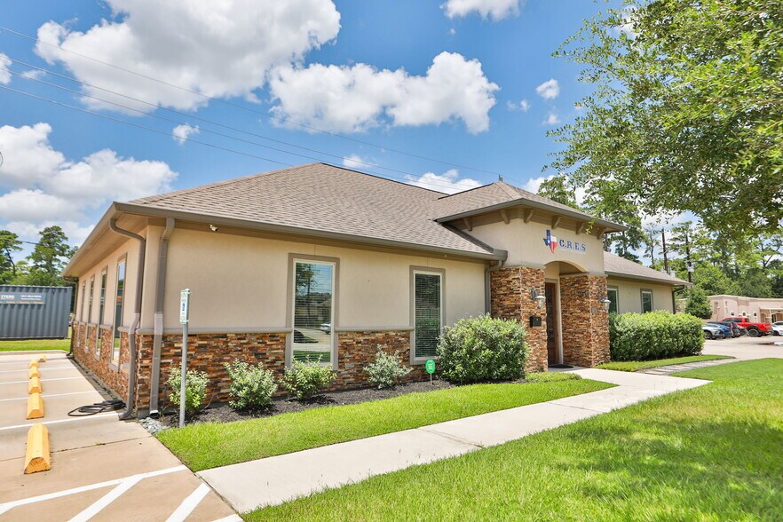 More Photos Of 13715 Office Park Dr, Houston Office For Sale