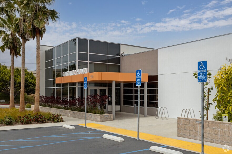 More Photos Of 5315 Torrance Blvd, Torrance Medical For Lease