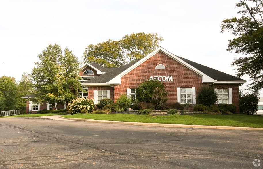 Primary Photo Of 564 White Pond Dr, Akron Office For Lease