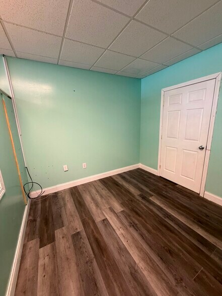 More Photos Of 40-82 N Main St, Pascoag Unknown For Lease