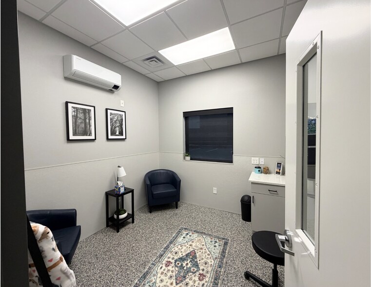 More Photos Of 19223-19225 E Appleway Ave, Spokane Valley Freestanding For Lease