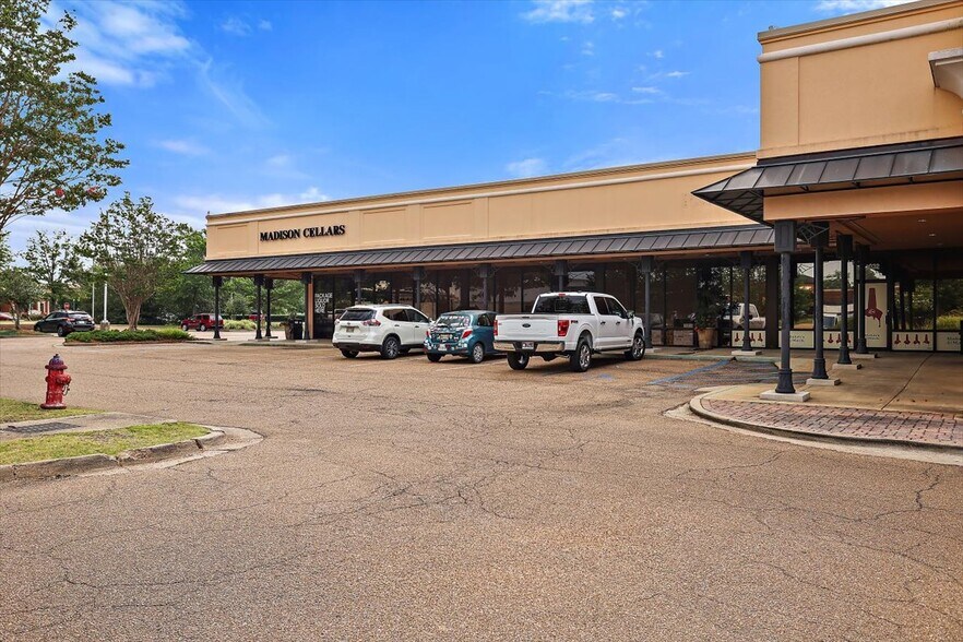 More Photos Of 1020-1038 Highway 51, Madison Unknown For Lease