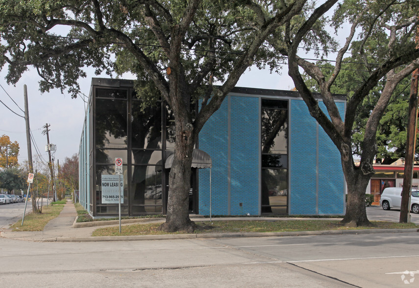 Primary Photo Of 3518 Travis St, Houston Office For Sale