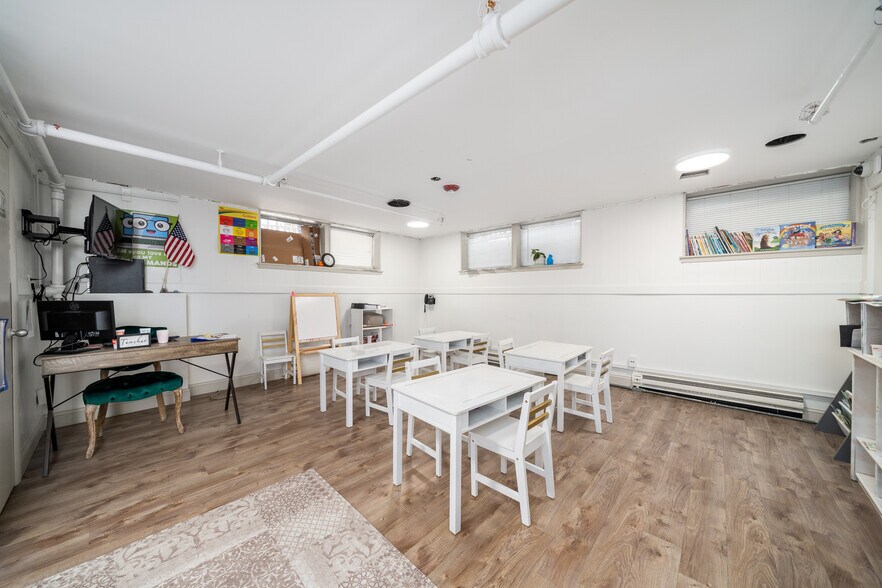 More Photos Of 36A E Midland Ave, Paramus Medical For Lease